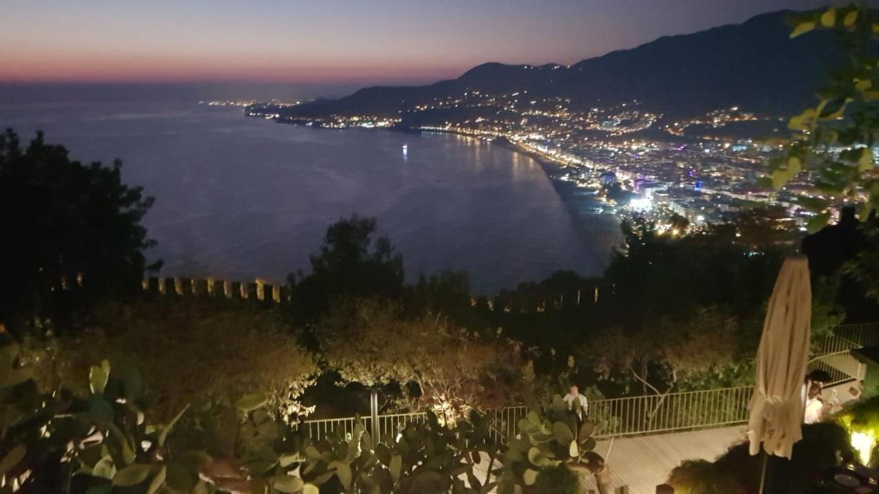 Empire Residence Alanya/Mahmutlar 50M От Моря Bagian luar foto